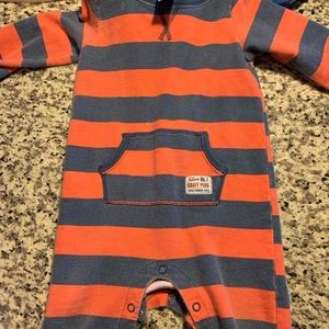 Carter’s 18m hoodie onesie striped